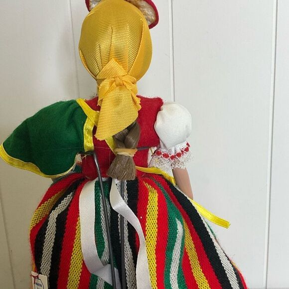 Brand New Marin Chiclana Porcelain Spanish Ethnic Dolls With Clothing Stand - Picture 7 of 12